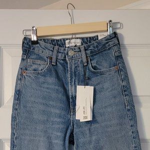 ZARA Comfort Mom Fit Jeans Size 0 (US) / 32 (EUR)